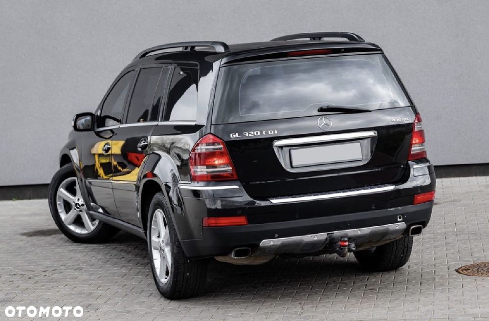 Mercedes-Benz GL 320 CDI 4Matic 7G-TRONIC - 12