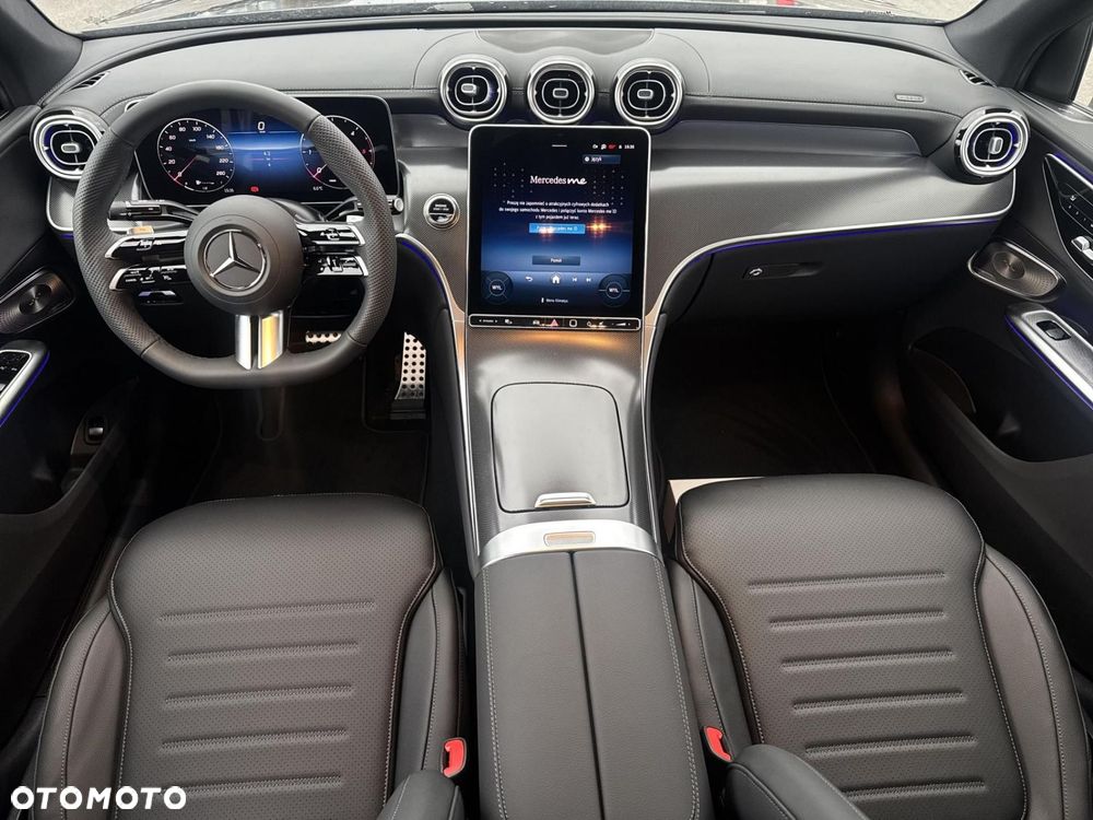 Mercedes-Benz GLC - 22