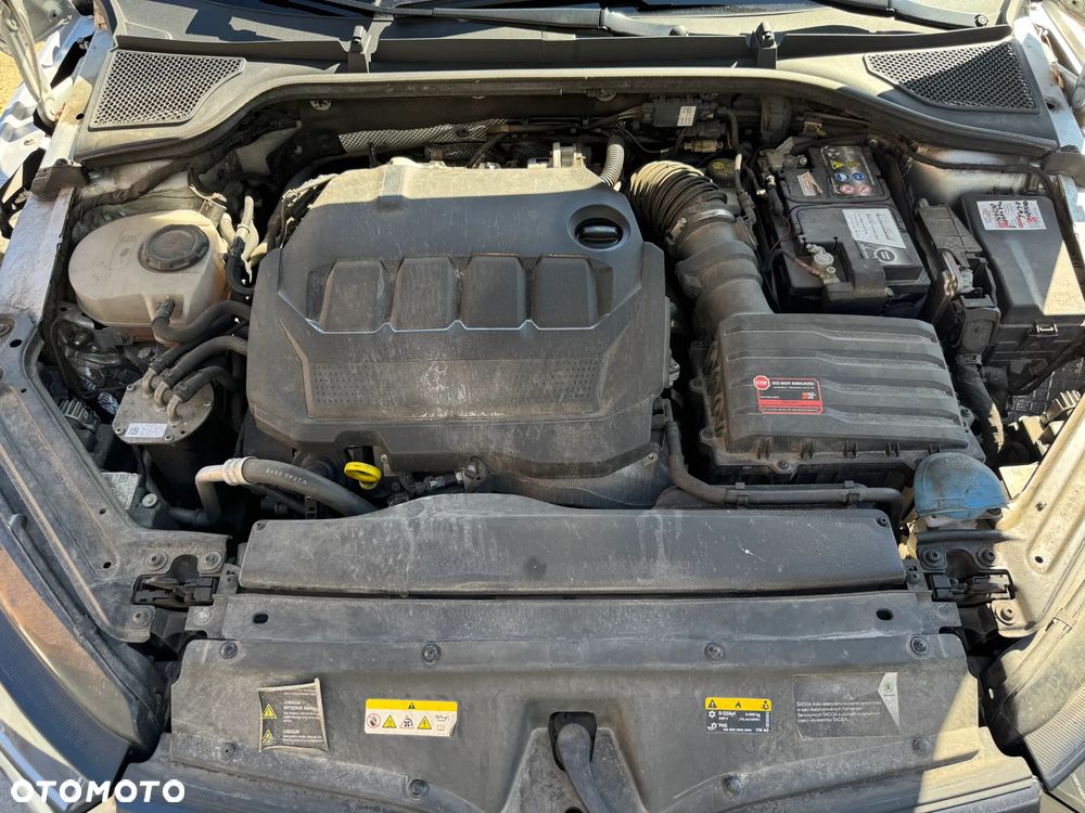 Skoda Octavia 2.0 TDI RS DSG - 30