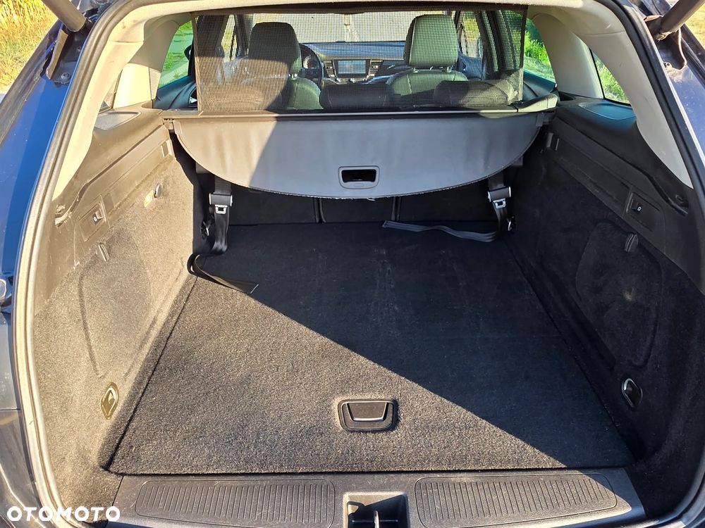 Opel Insignia - 28