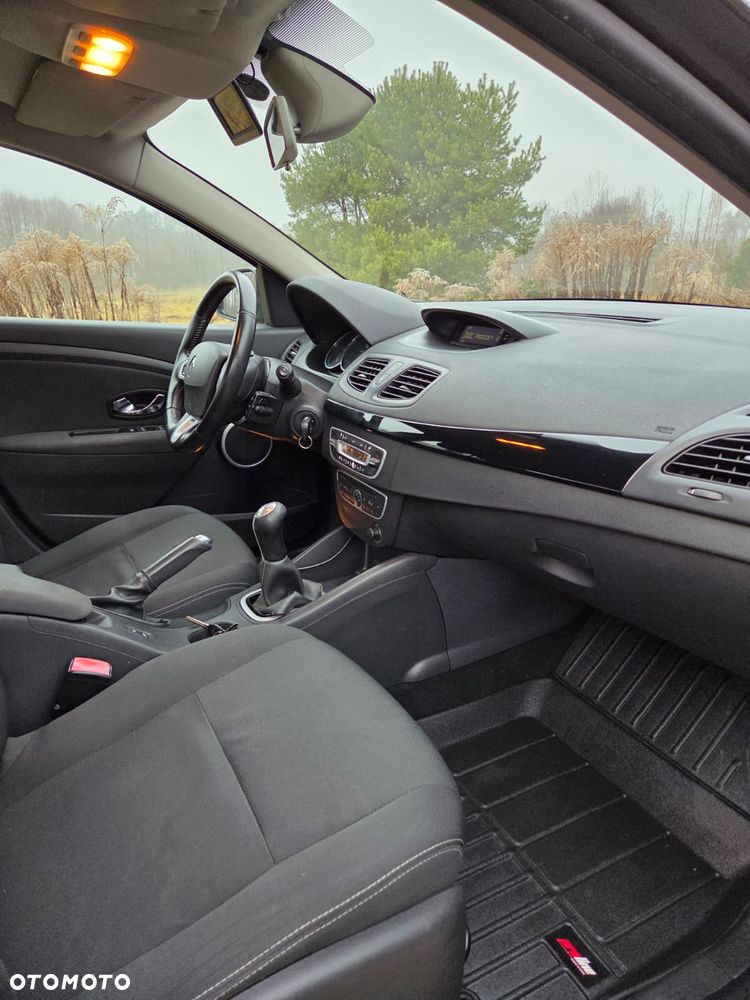 Renault Fluence 1.6 16V Limited - 7