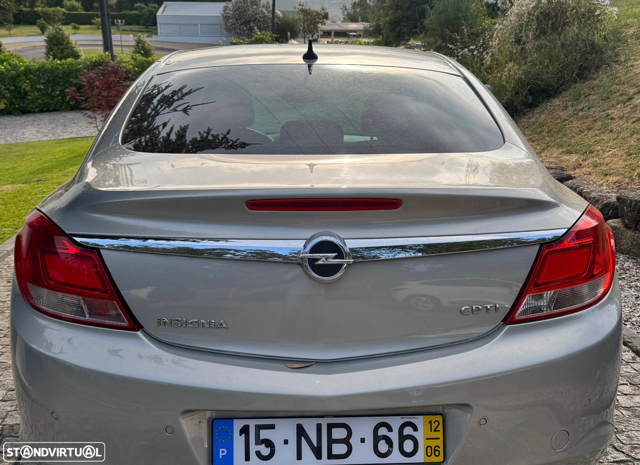 Opel Insignia 2.0 CDTi Cosmo ecoFLEX - 2