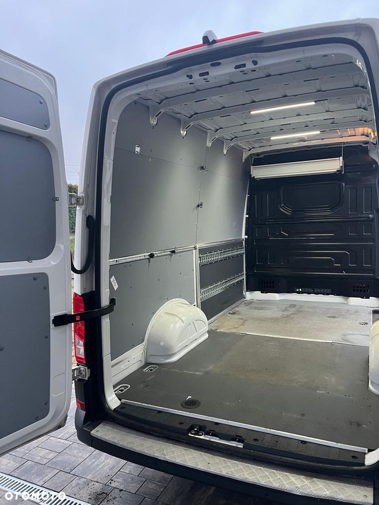 Volkswagen Crafter - 20