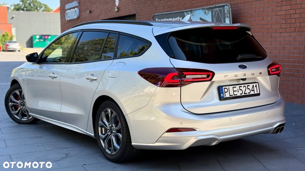 Ford Focus 1.0 EcoBoost mHEV ST-Line X - 6