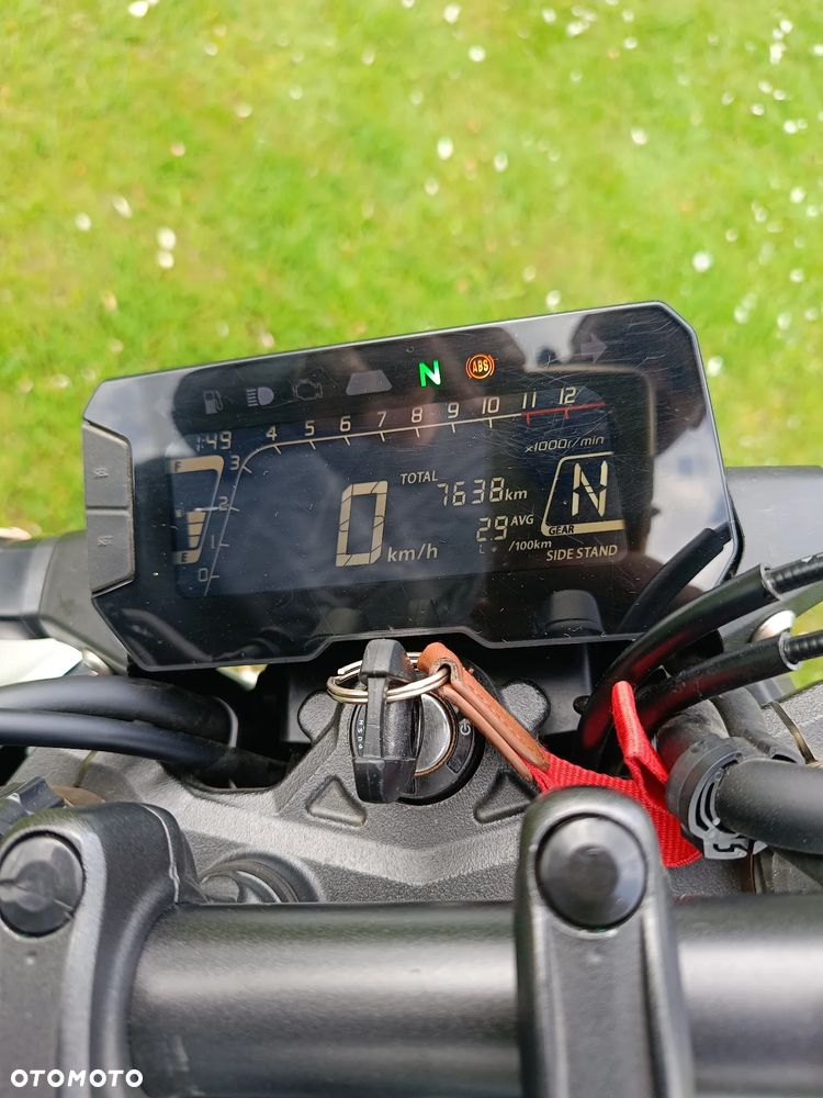 Honda CB - 8