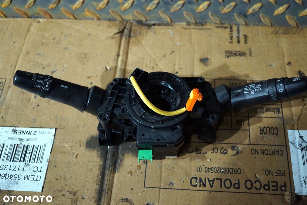 PRZEŁĄCZNIK ZESPOLONY TAŚMA AIRBAG OUTLANDER III GF LIFT 8600A406 8651A174 MITSUBISHI 2015-2018 - 1