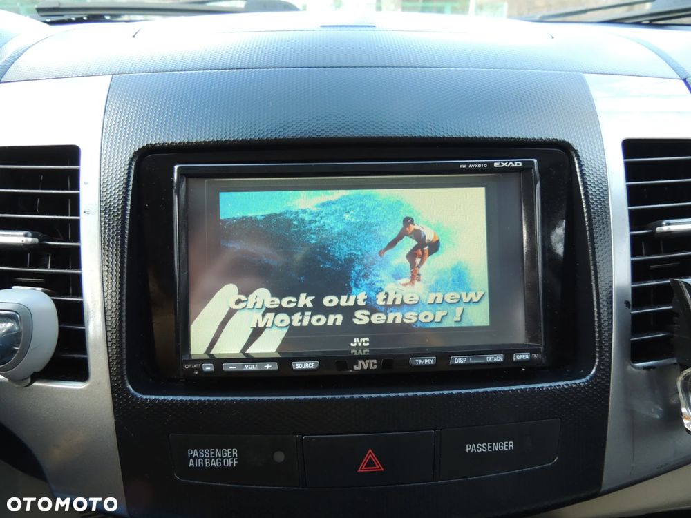 Mitsubishi Outlander 2.0 DID Instyle NAVI - 26