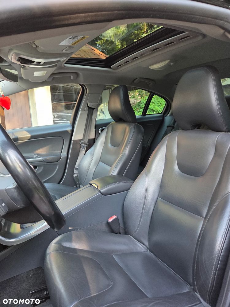 Volvo S60 - 9