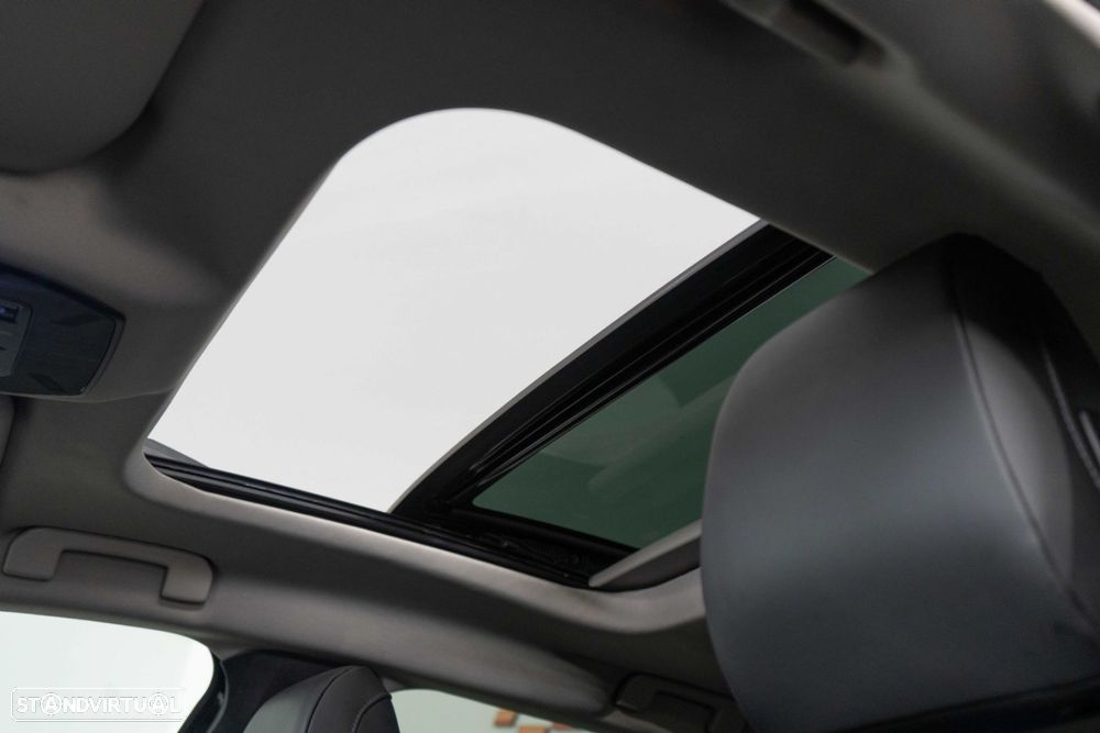 Citroën C5 X 1.6 Hybrid Shine Pack e-EAT8 - 24