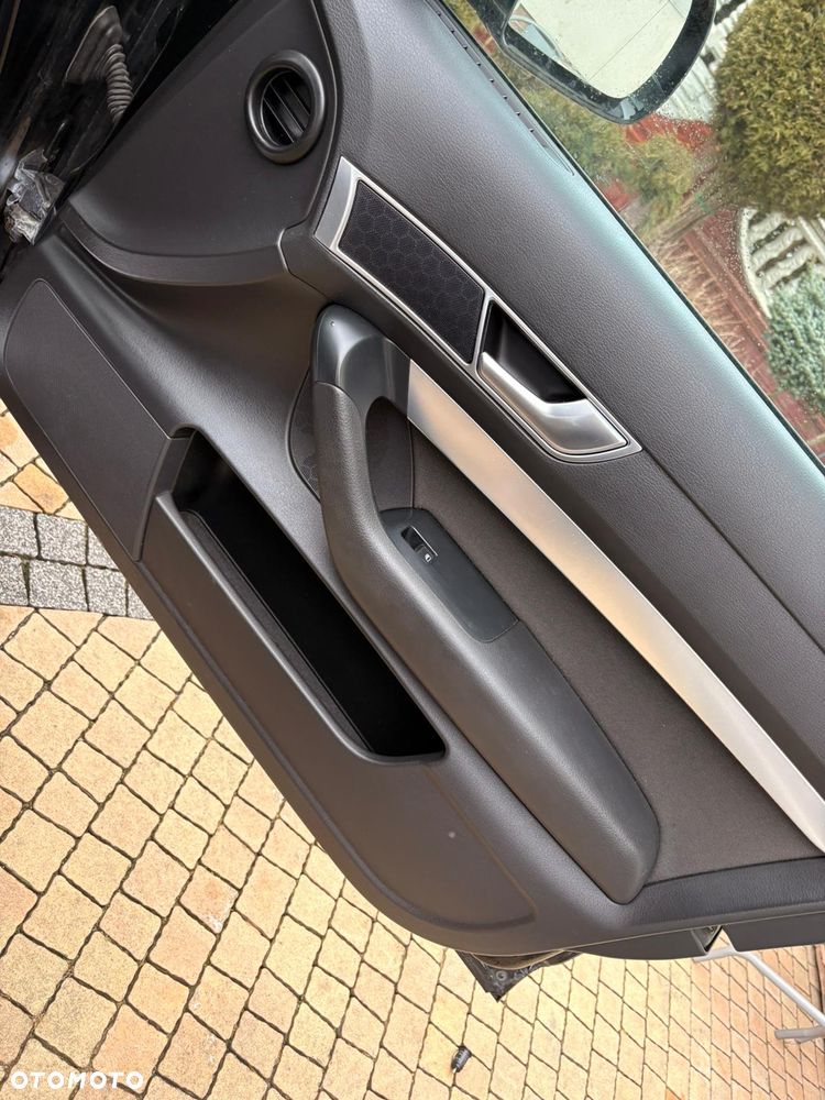 Audi A6 Avant 2.7 TDI - 8