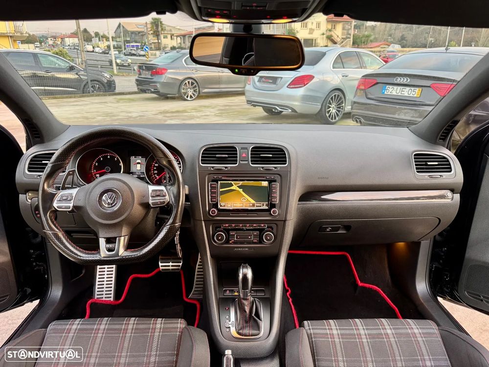 VW Golf 2.0 GTI DSG - 12