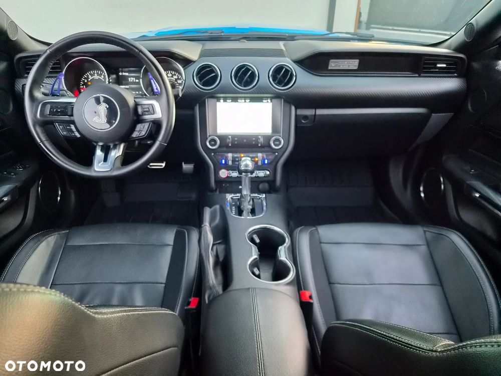 Ford Mustang - 6
