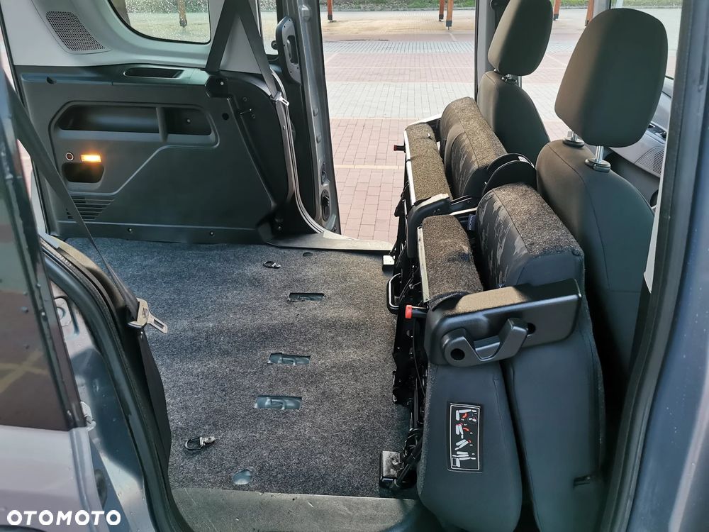 Opel COMBO - 9