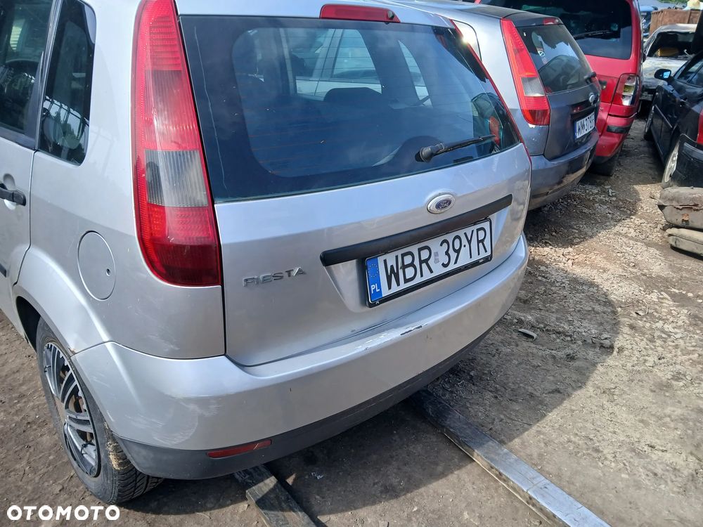 FORD Fiesta MK6 1.3L O8 08 EFI maska pokrywa silnika klapa bagażnika zderzak lampa reflektor pas przedni stop lampy halogeny przeciwmgłowe odblaski grill atrapa znaczek błotnik błotniki drzwi zbiornik wlew paliwa - 7