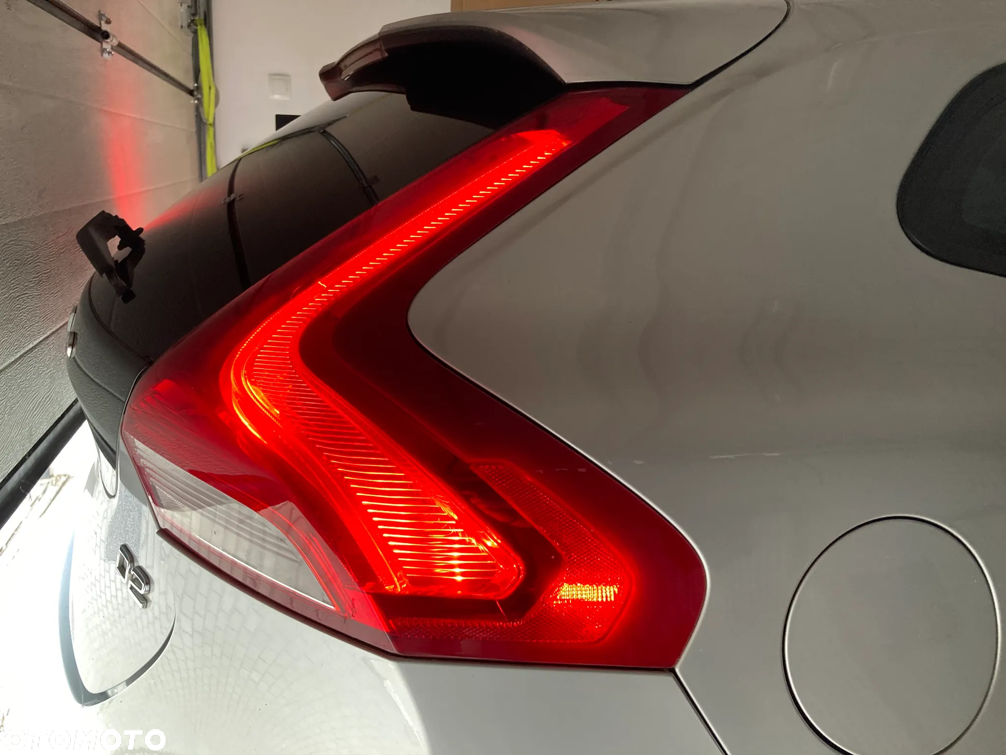 Volvo V40 D2 Geartronic Summum - 36