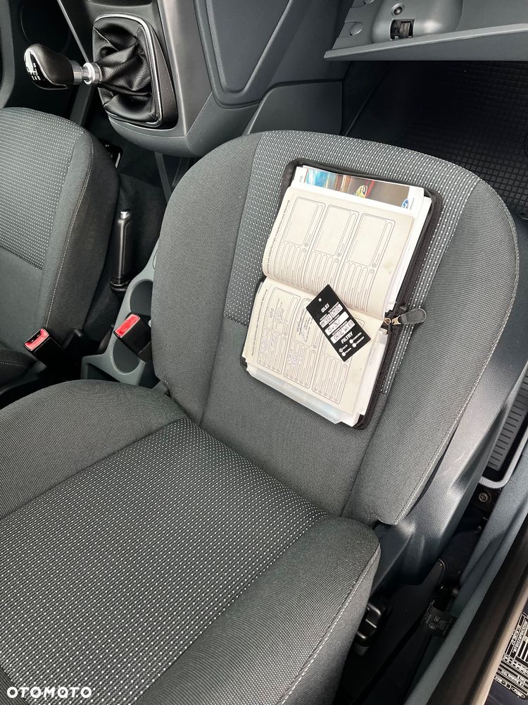 Ford C-MAX 1.6 TDCi Start-Stop-System Champions Edition - 13