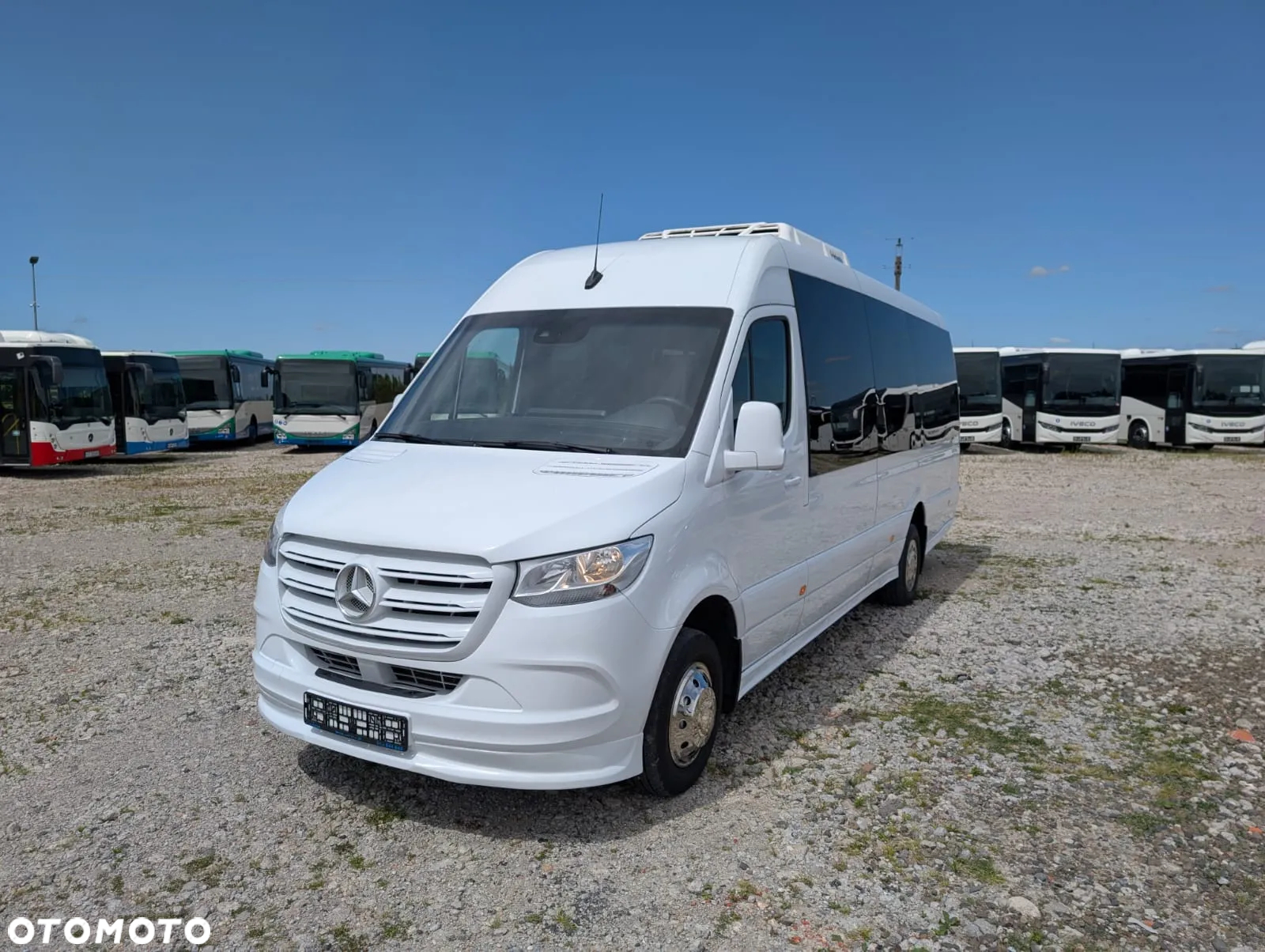 Mercedes-Benz Sprinter 517 - 11