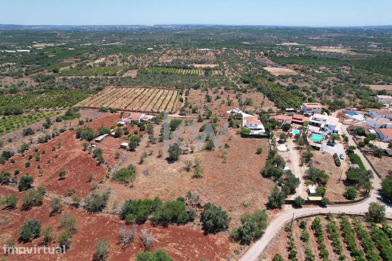 Silves – Messines – Mogas | Lote urbano: 1.100 m2 | Construa 1 ou 2 mo - Grande imagem: 4/26