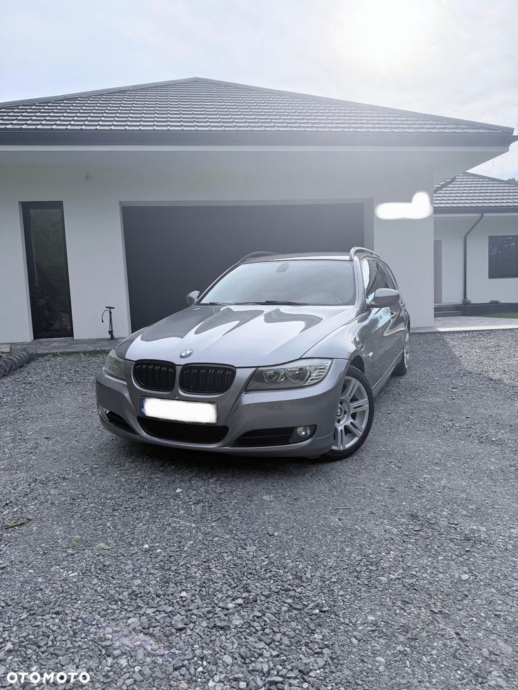 BMW Seria 3 318d DPF - 1