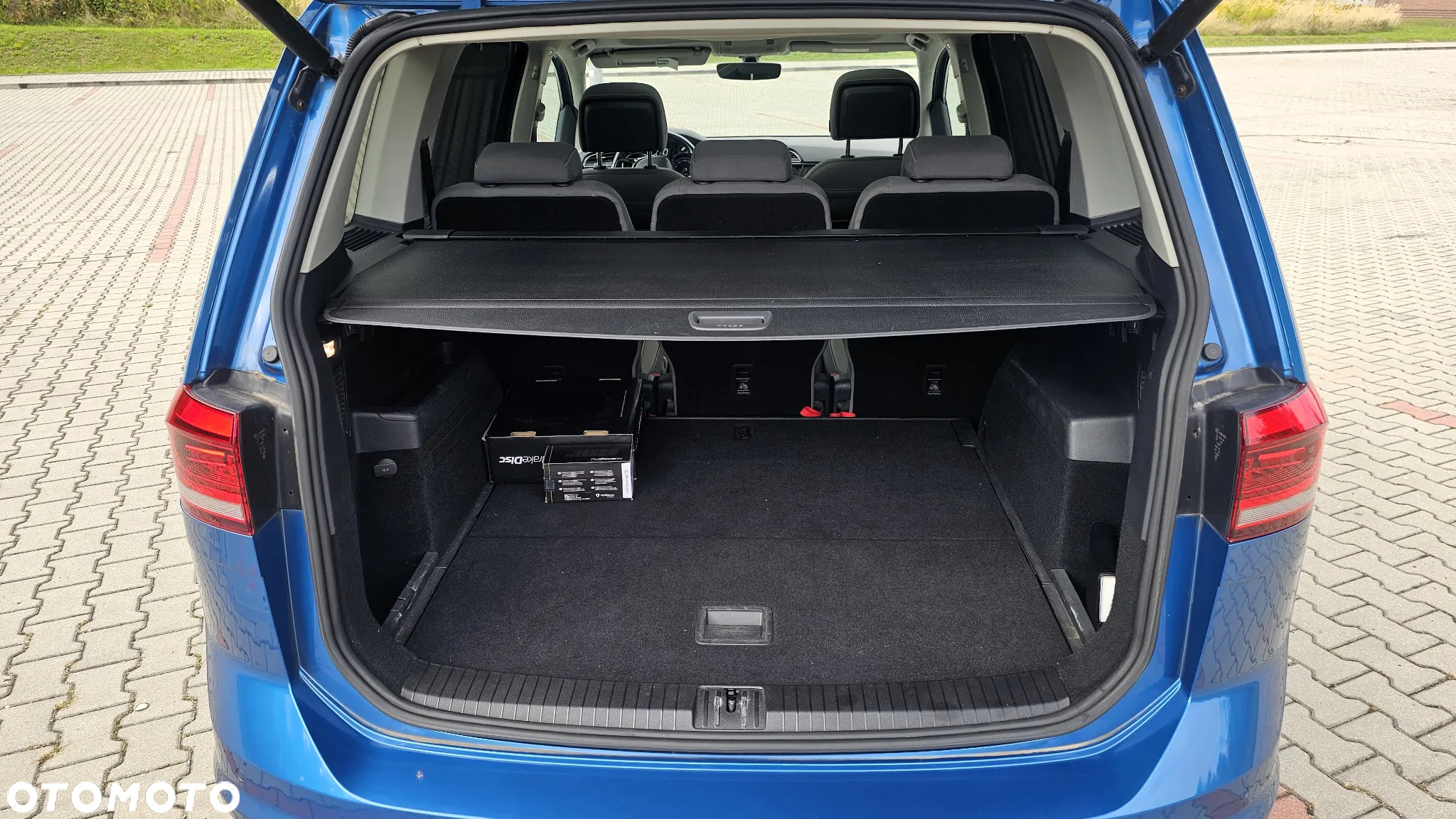 Volkswagen Touran 2.0 TDI BMT Highline - 29