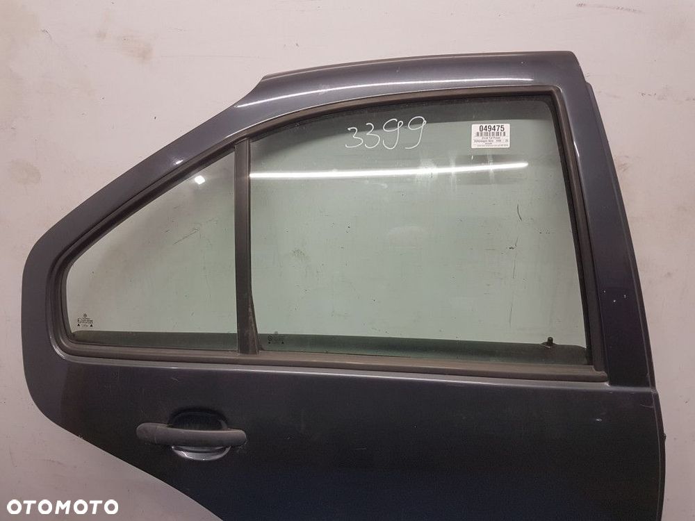 VOLKSWAGEN BORA DRZWI TYŁ PRAWE - 3
