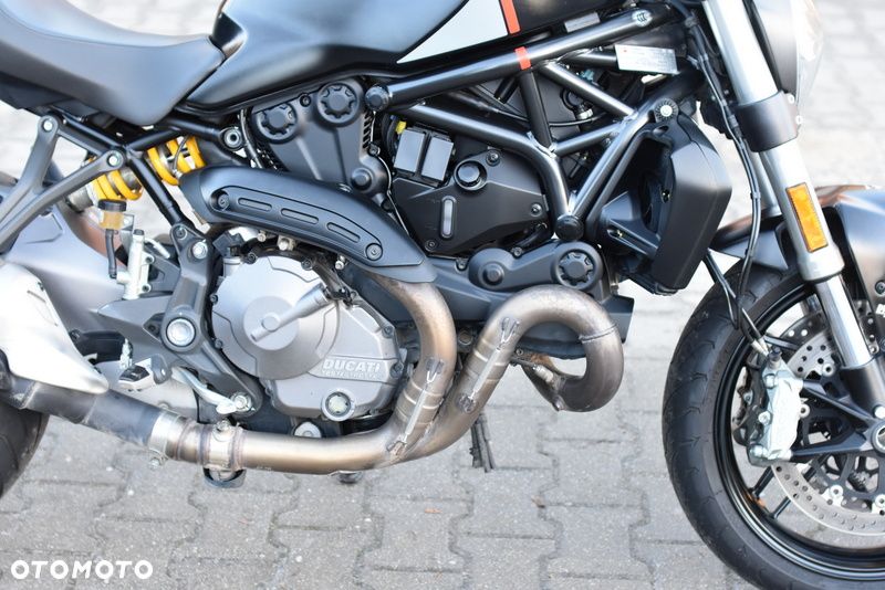 Ducati Monster - 8