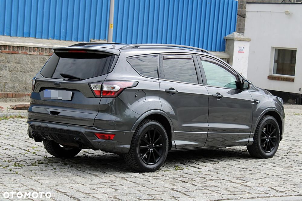Ford Kuga - 11