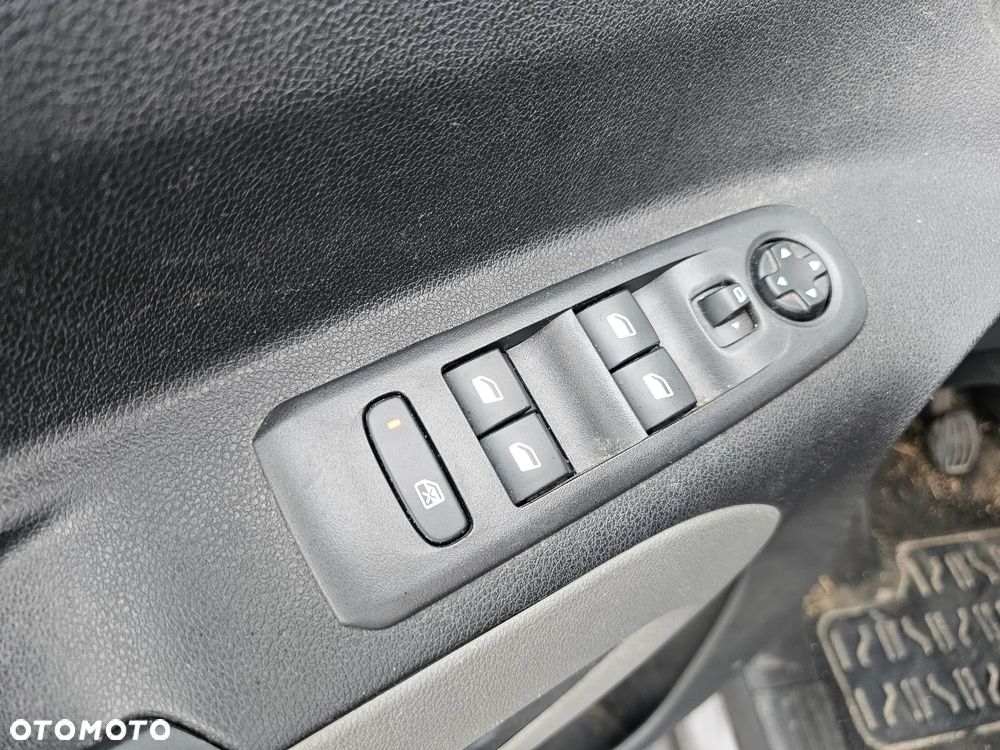 Peugeot Rifter BlueHDI 100 L1 Active - 13