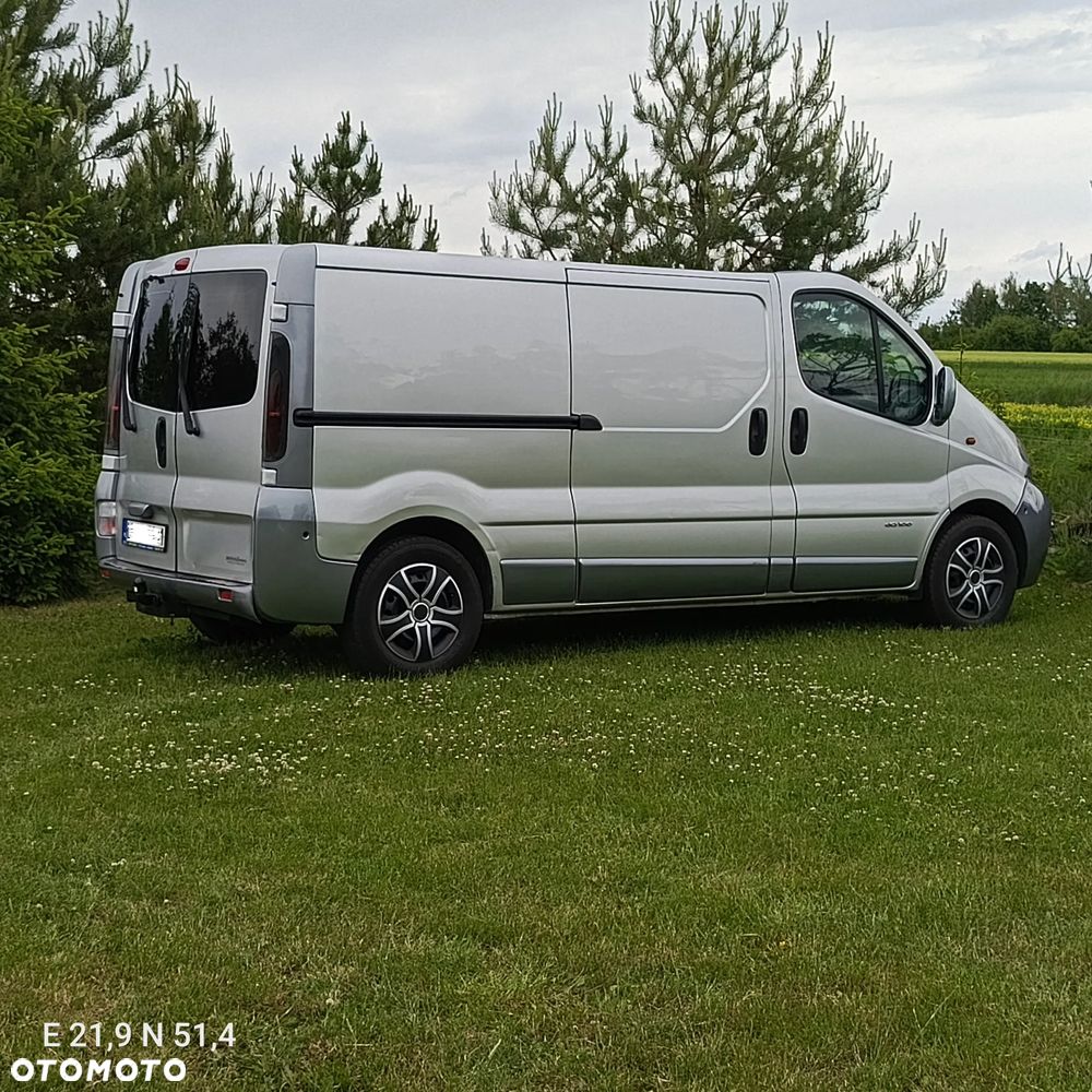 Renault Trafic - 22