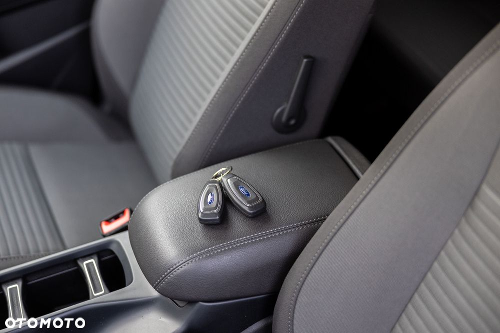 Ford Grand C-MAX 1.5 TDCi Start-Stopp-System Titanium - 19