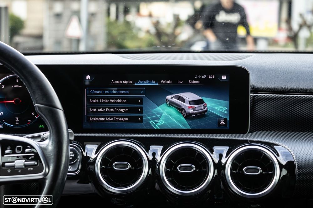 Mercedes-Benz A 180 d Progressive Aut. - 37