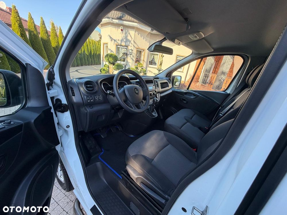 Renault Trafic - 21