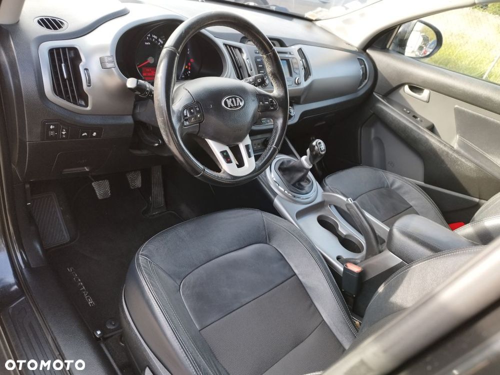 Kia Sportage 2.0 CRDI 2WD Attract - 9