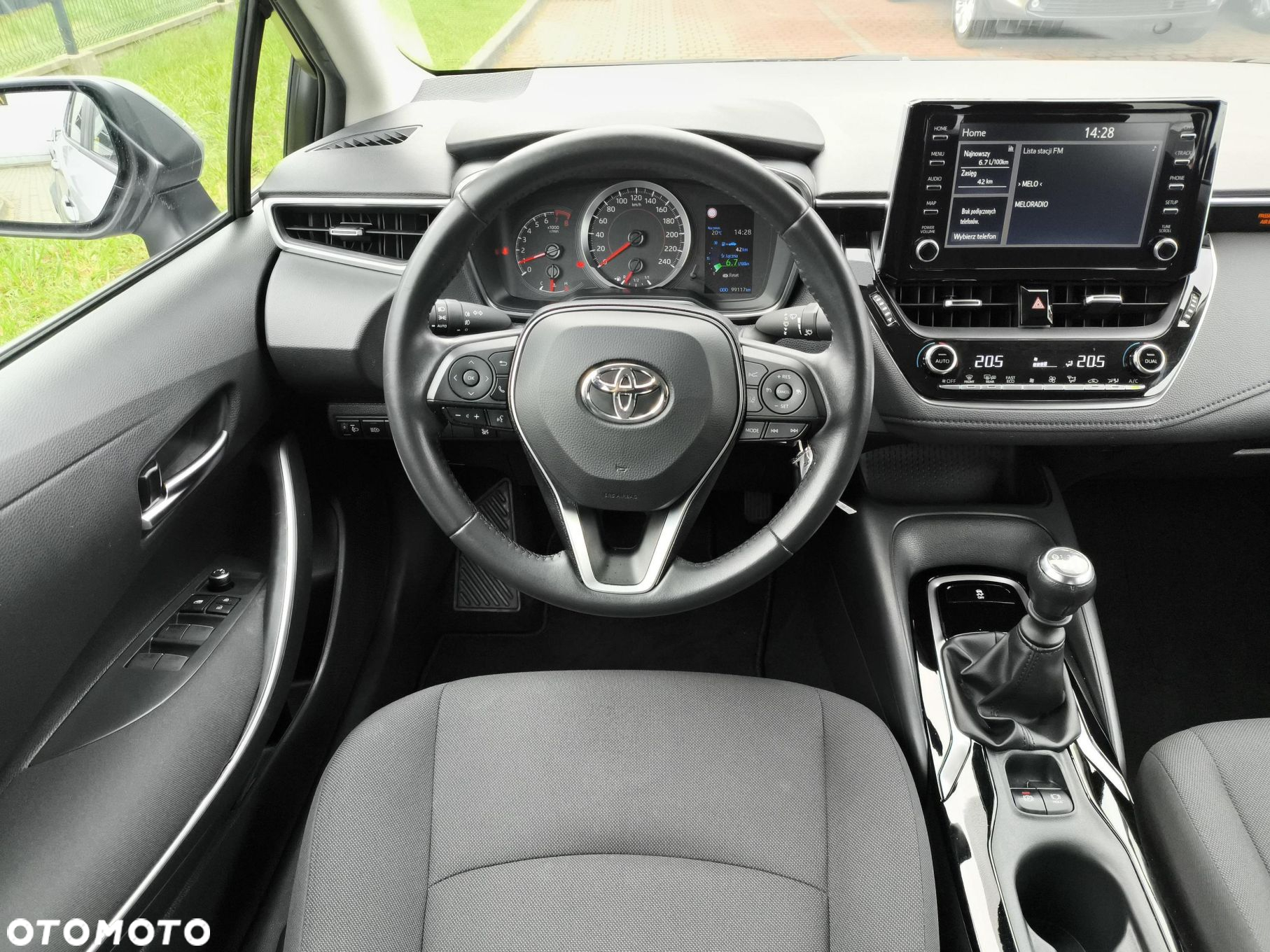 Toyota Corolla - 25