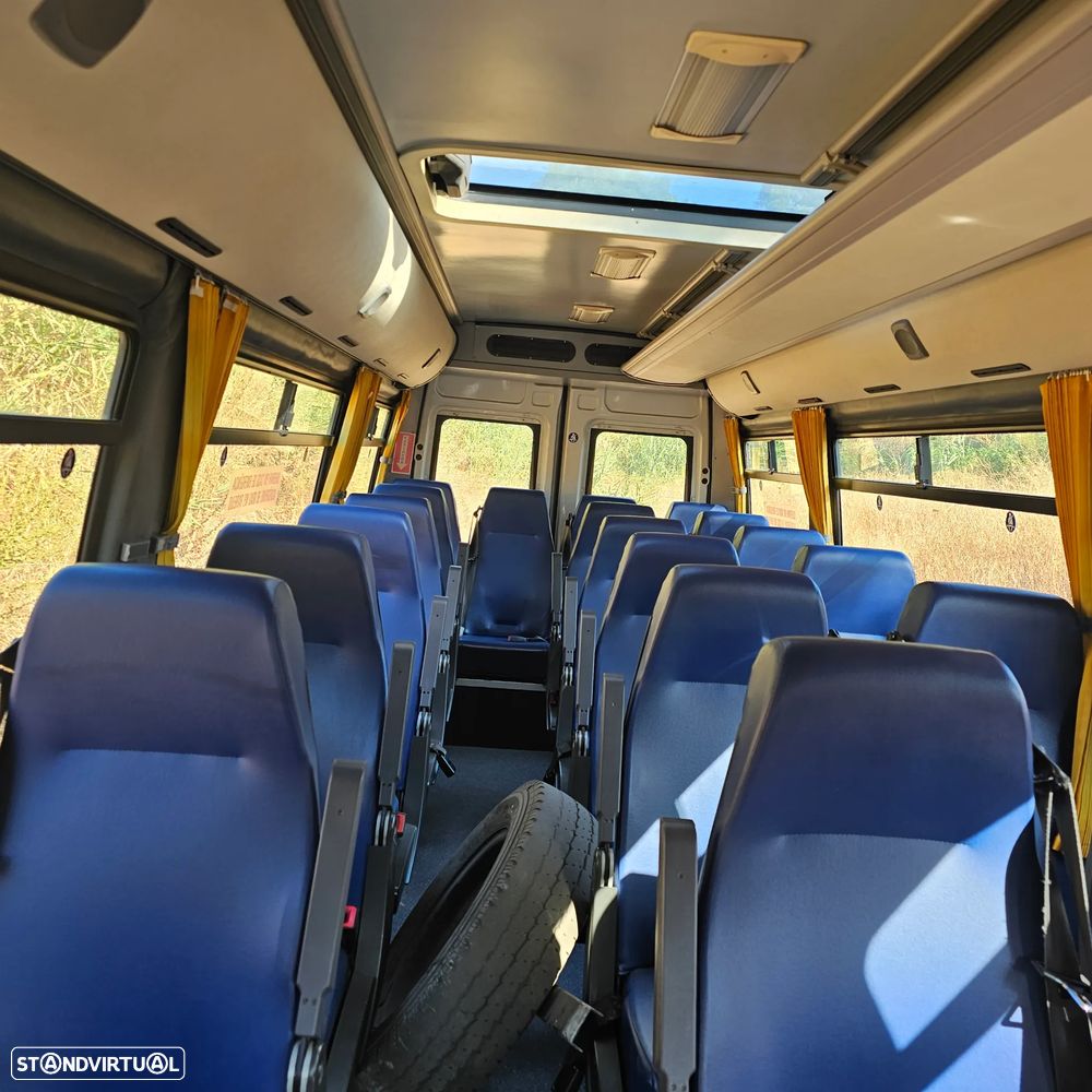 Iveco Mini Buss 21LUGARES A/C - 29