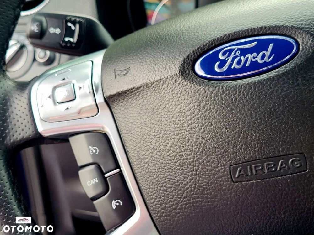 Ford Galaxy - 17