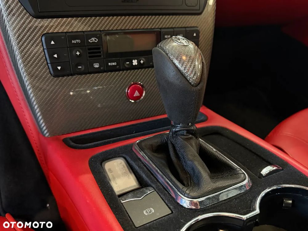Maserati Quattroporte - 32