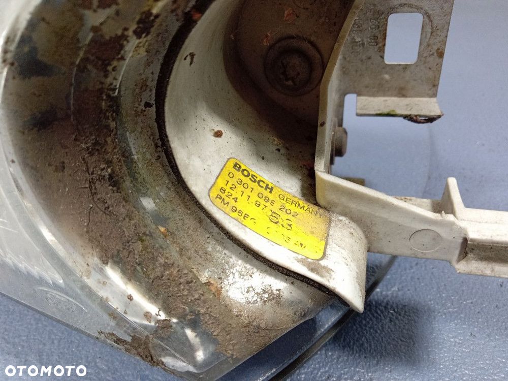 MONDEO MK2 96-00 REFLEKTOR PRAWY EU 0301098202 - 3