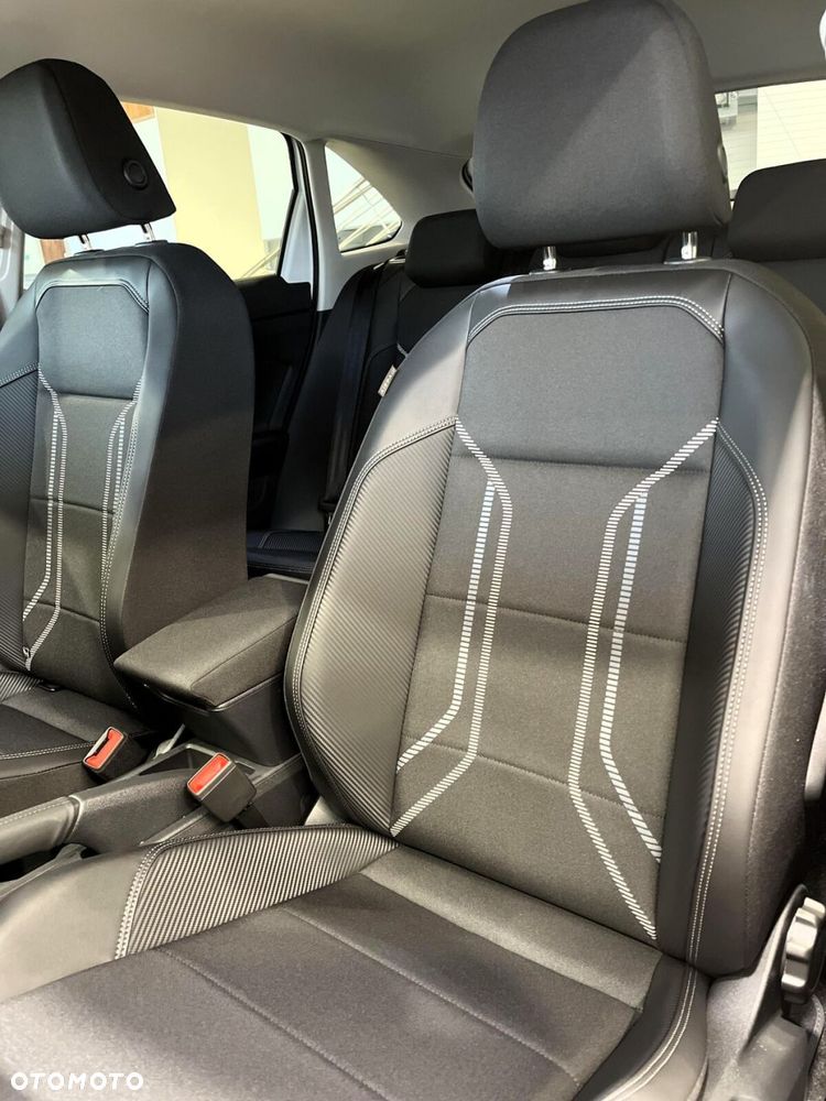 Volkswagen Taigo 1.5 TSI ACT Style DSG - 13