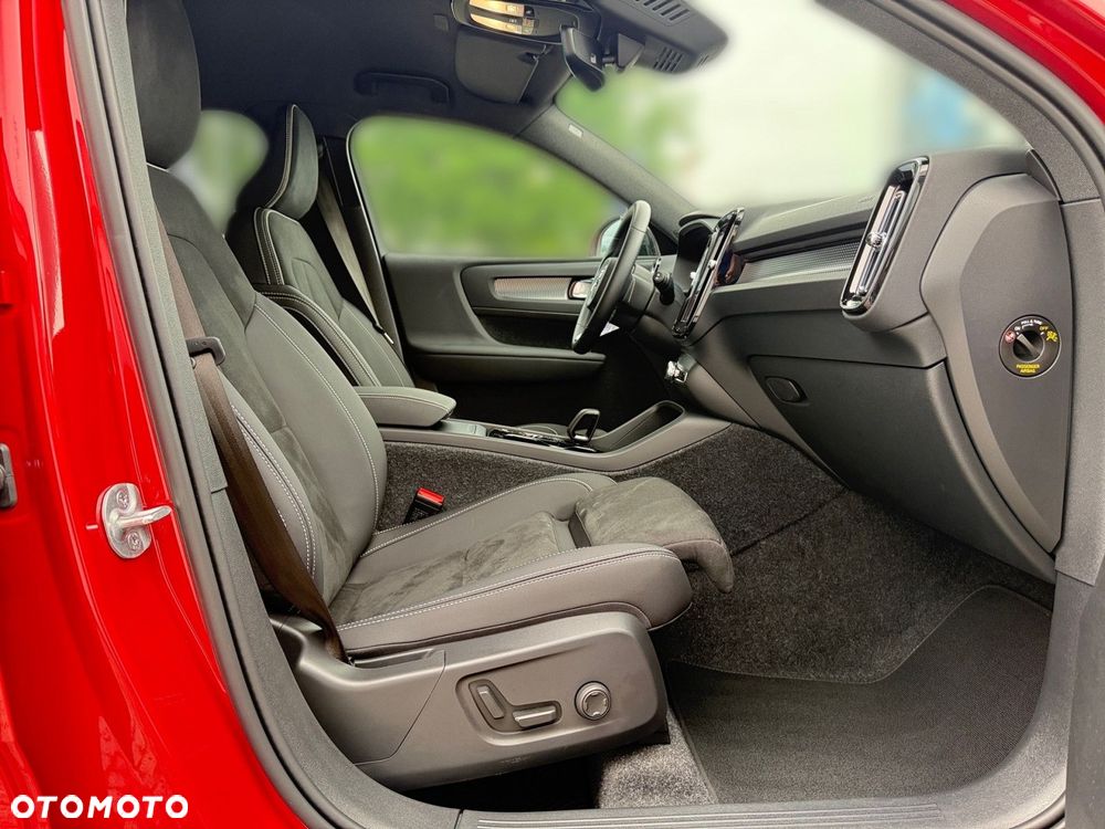 Volvo XC 40 - 26