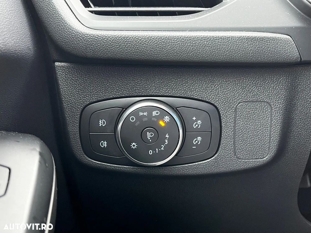 Ford Focus 1.5 EcoBlue Active - 19