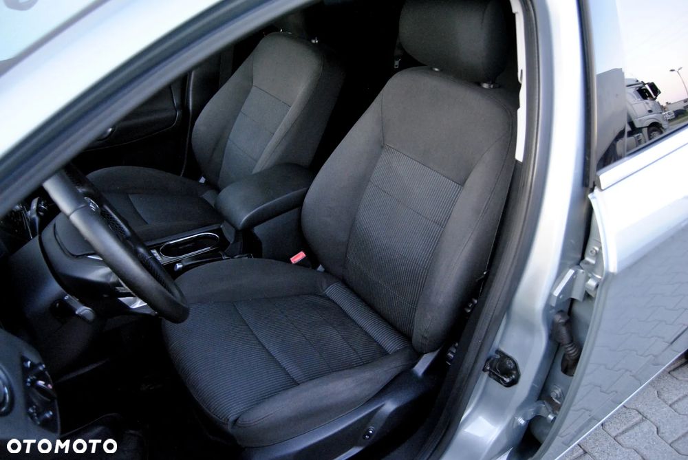 Ford Mondeo 2.0 TDCi Titanium S - 16