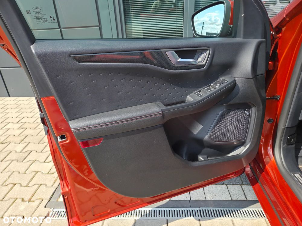 Ford Kuga 2.5P PHEV FWD ST-Line - 25