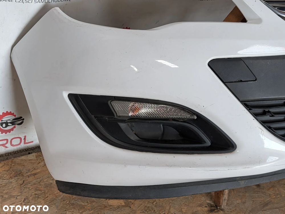ZDERZAK PRZEDNI OPEL ASTRA IV J LIFT  Y40R - 2