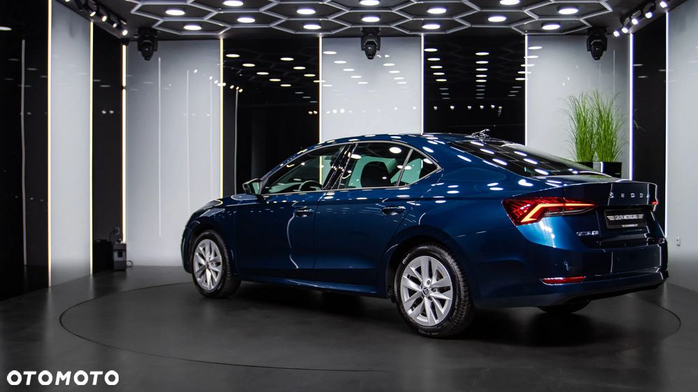 Skoda Octavia 2.0 TDI Ambition - 6