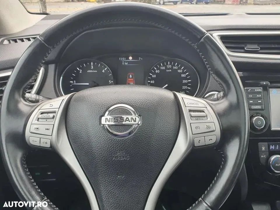 Nissan Qashqai 1.6 DCI Start/Stop X-TRONIC Tekna - 16