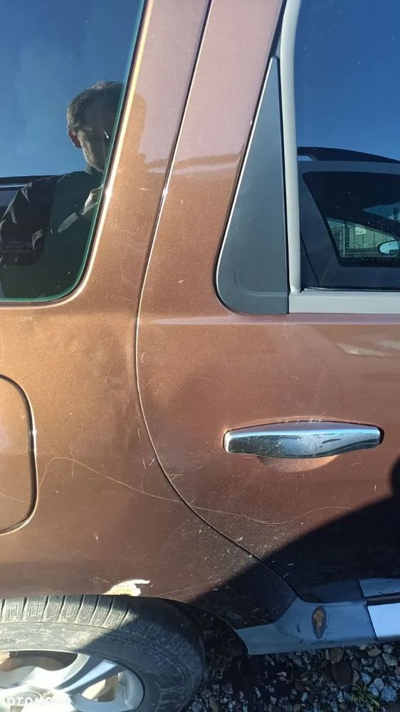 Dacia Duster 1.6 Laureate 4x4 - 12