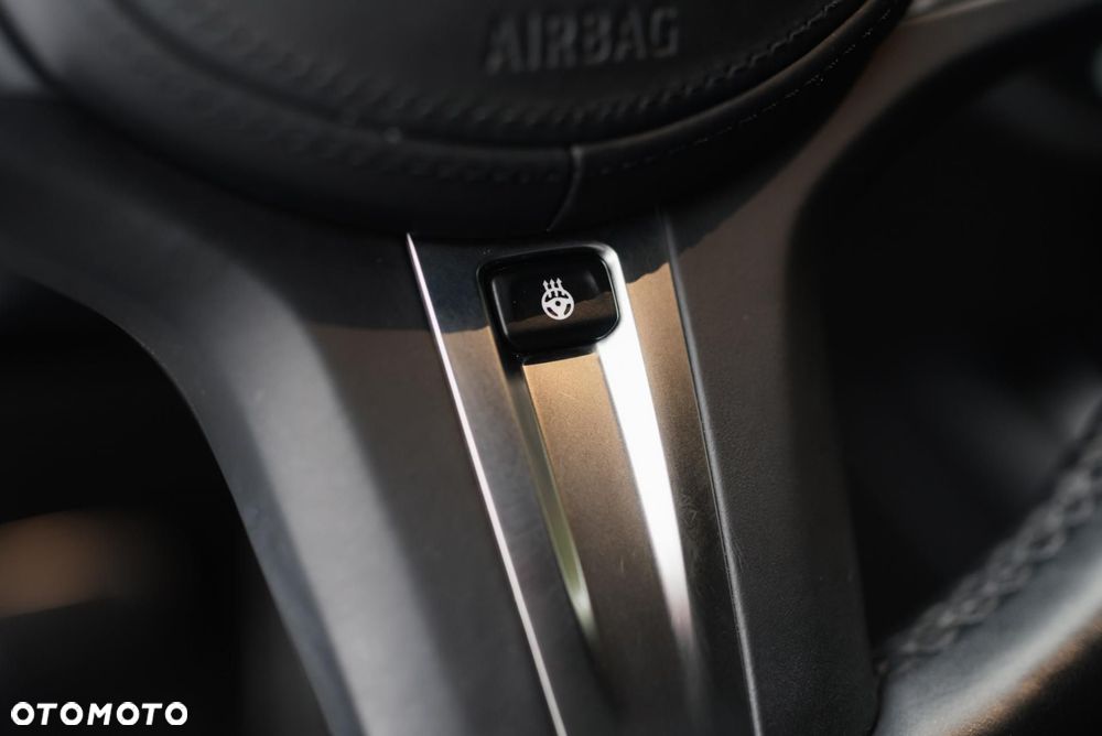 BMW Seria 3 320d xDrive M Sport sport - 29