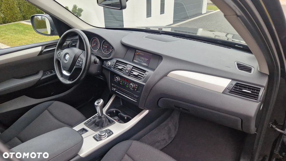 BMW X3 xDrive20d - 13