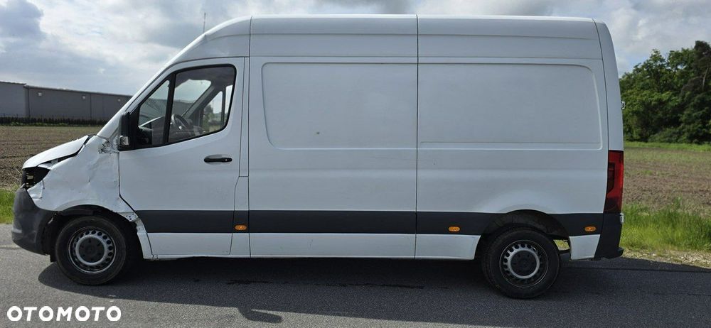 Mercedes-Benz Sprinter - 8